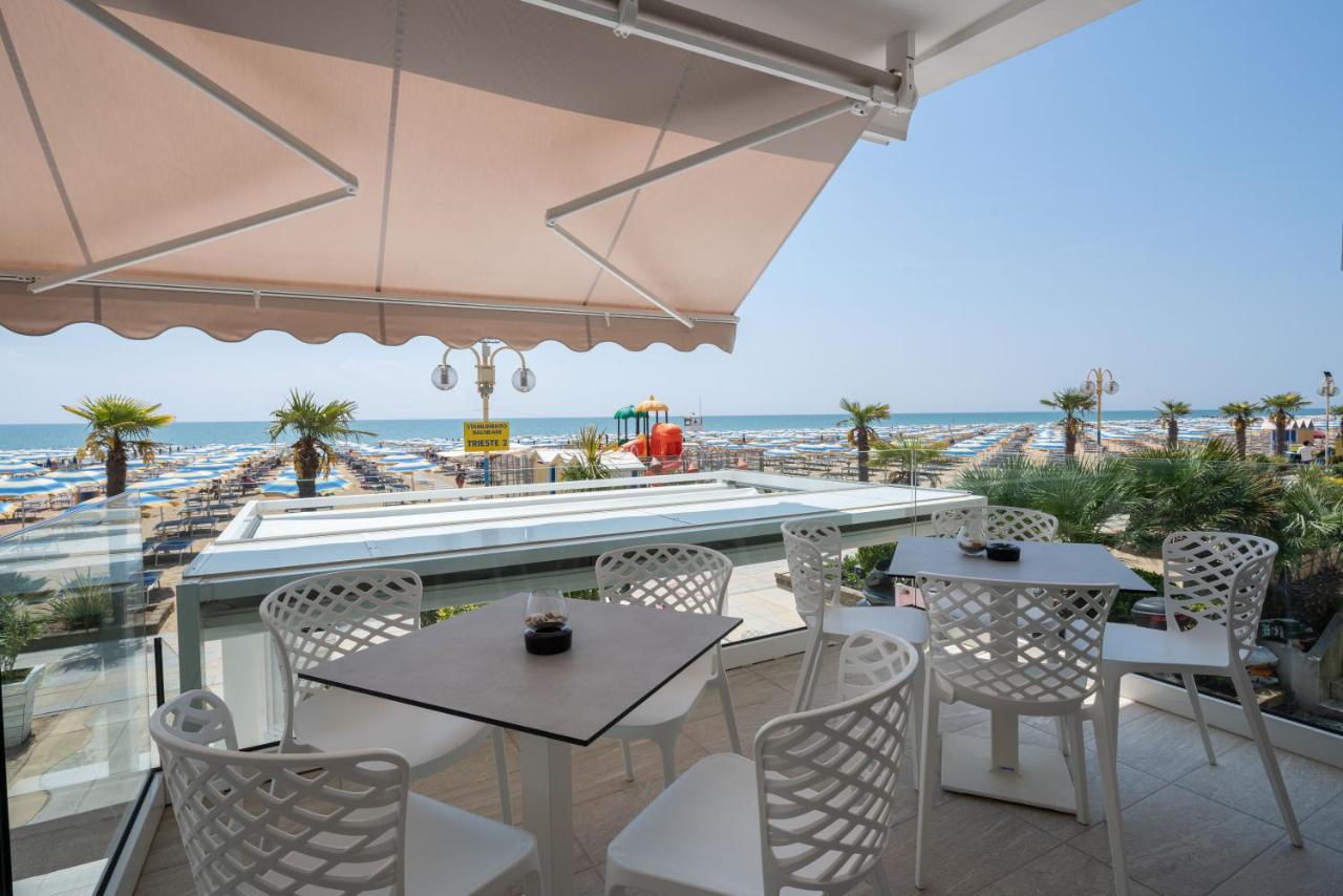 Hotel Boston 3 Stelle Superior Frontemare Lido di Jesolo Exterior foto