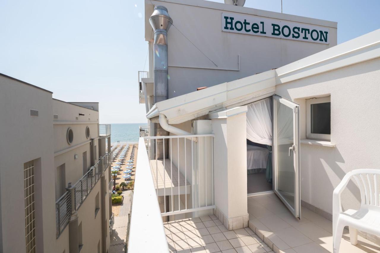 Hotel Boston 3 Stelle Superior Frontemare Lido di Jesolo Exterior foto